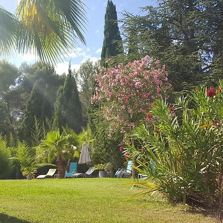Le Clos Des Canebiers Grasse